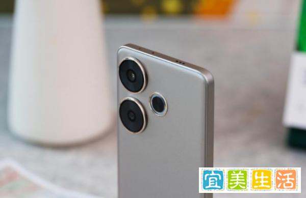 红米Turbo3跌至1410元，骁龙8sGen3+1.5K直屏+5000mAh，同价格“卷王”